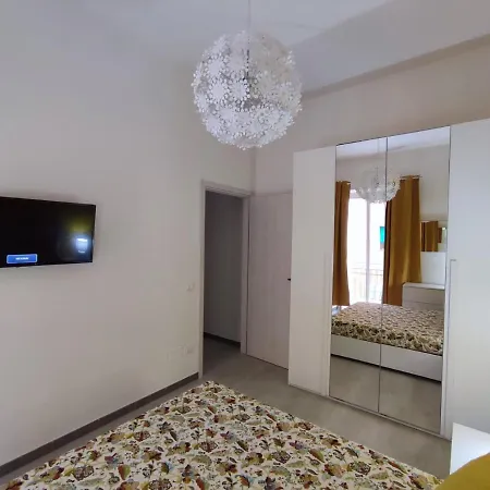 Moderno Via Firenze 16, Vieste