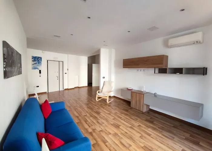 Daire Moderno Via Firenze 16, *