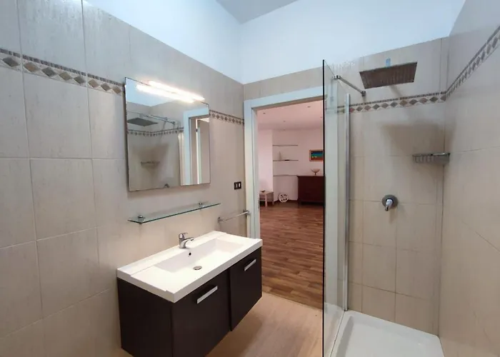 Moderno Via Firenze 16, * Vieste