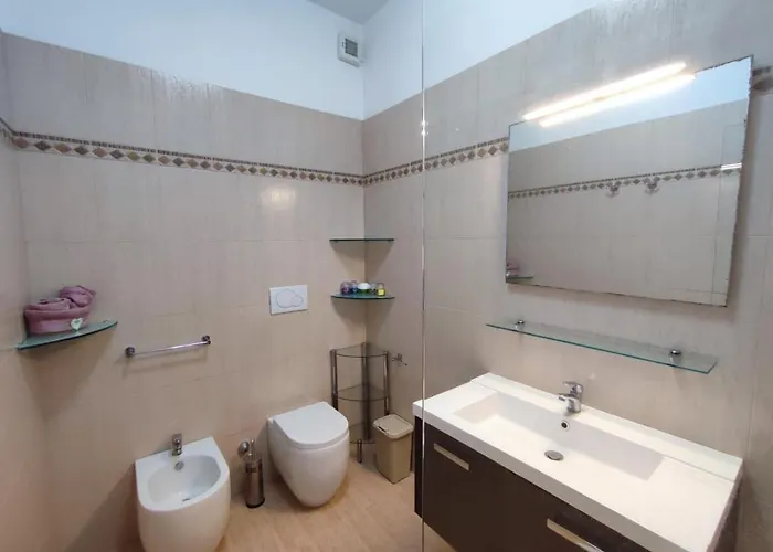 Moderno Via Firenze 16, Daire